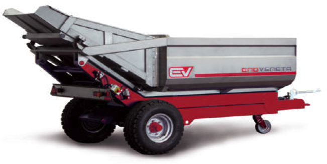 REAR TIPPING TRAILER WITH VIBRATING DISCHARGE 